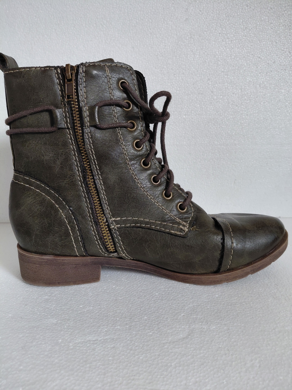 True Craft Olive Green Lace-Up Combat Ankle Boot with Side Zip